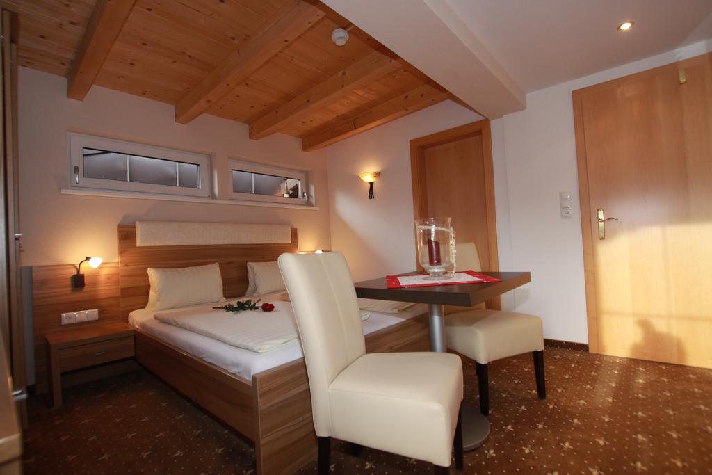 Pension Edelweiss Breitenbach am Inn Szoba fotó